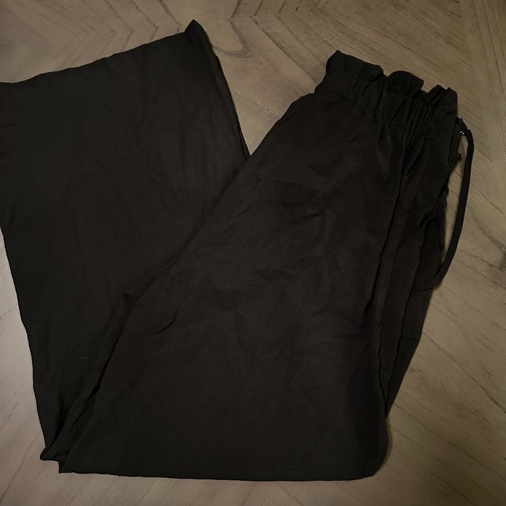 Wide Leg Pants with cute Suspenders Size XL NWOT